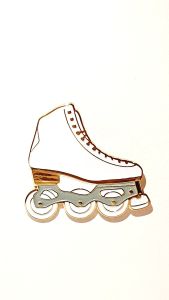 Rollerskate pin