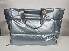.Puffy skating bag Ice 